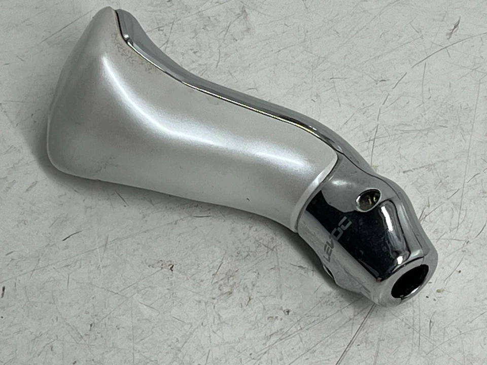 RARO JDM Toyota BB Scion XB Cromo Perilla de Cambio Cubierta NCP30 XP30 03-07 Opción OEM Foto 3 de 4