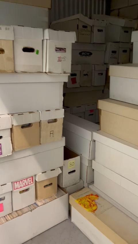 HUGE PREMIUM VINTAGE MYSTERY COMIC BOOK LOT GOLD,SILVER,BRONZE SET OF ...