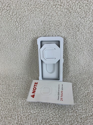 Oceavity Shower Phone Holder Waterproof 360 Rotation Mirror Wall Mount 