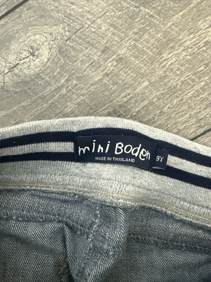 Mini Boden Girls Jeans Size 9Y Heart Patches Elastic Waistband Draw String - Image 3 of 3