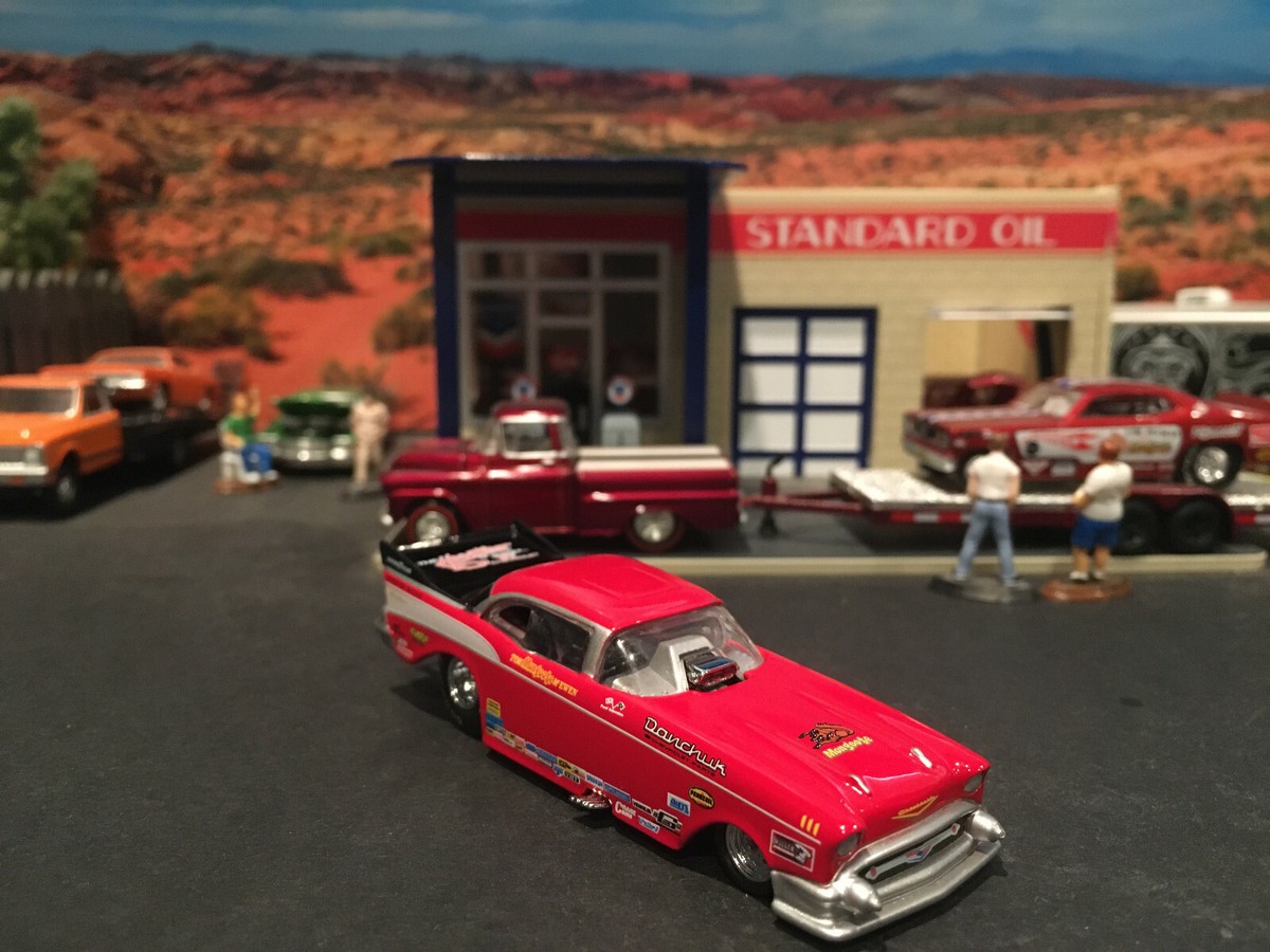 1:64 Hot Wheels Limited Ed Tom Mongoose McEwen 1957 57 Chevy Funny