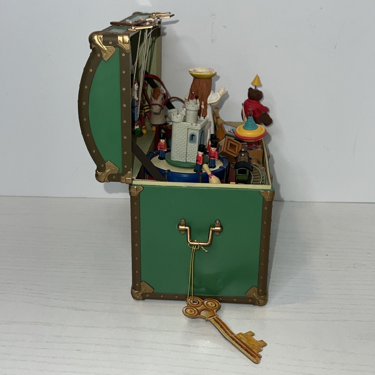 ENESCO TREASURE CHEST of Toys オルゴール WORKING Enesco Toy Symphony Treasure Chest Vintage 1986