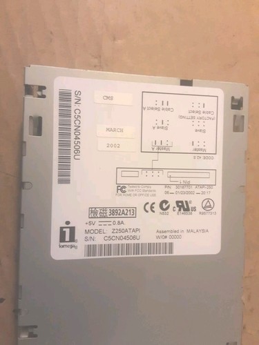Iomega 250MB IDE Zip Internal Drive Z250ATAPI. - Picture 3 of 7