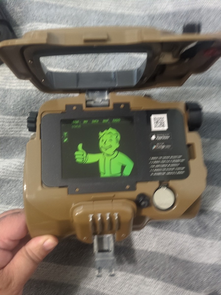 Fallout 4 Collector's Edition Pip-Boy With Stand No Box Working | eBay