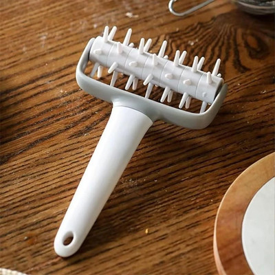 Plastic Pizza Base Pie Pastry Dough Hole Puncher Roller Docker Baking Tool New