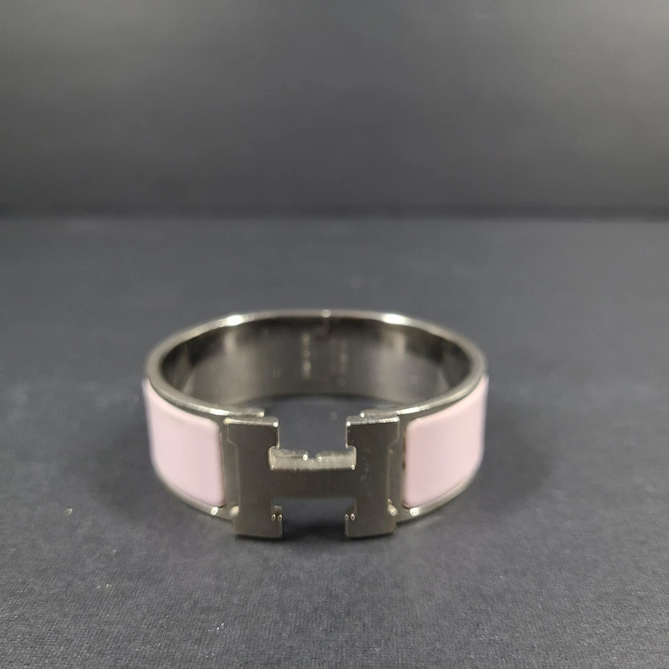Pulsera Hermes Clic Clac H Plata Esmalte Rosa Claro Ancho PM 100% Auténtica Foto 2 de 4