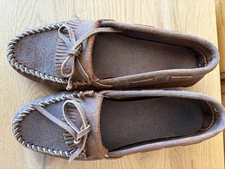 Minnetonka Moccasins Fringe With Front Tie Suede Brown Women’s Size 10 Leather