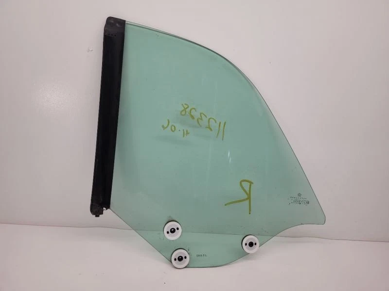 05-08 CHRYSLER PT CRUISER Passenger Right RH Quarter Glass Convertible 05067226A Foto 4 de 4