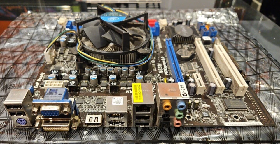 Asrock H55M Core i5-750 2.67GHz - Image 2 of 4