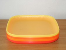 TUPPERWARE LUNCHEON PLATES SET 4 NEW IN ORIGINAL PACKAGE