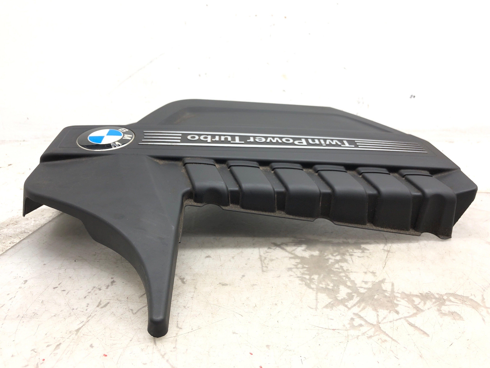 2012 2018 BMW X5 OEM F15 3.0 GASOLINE ENGINE TRIM PANEL  