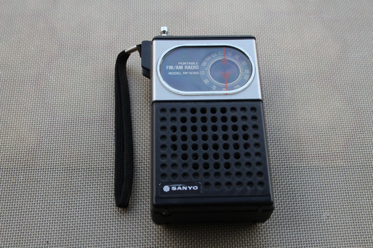 Sanyo Radio In Collectible Transistor Radios for sale | eBay