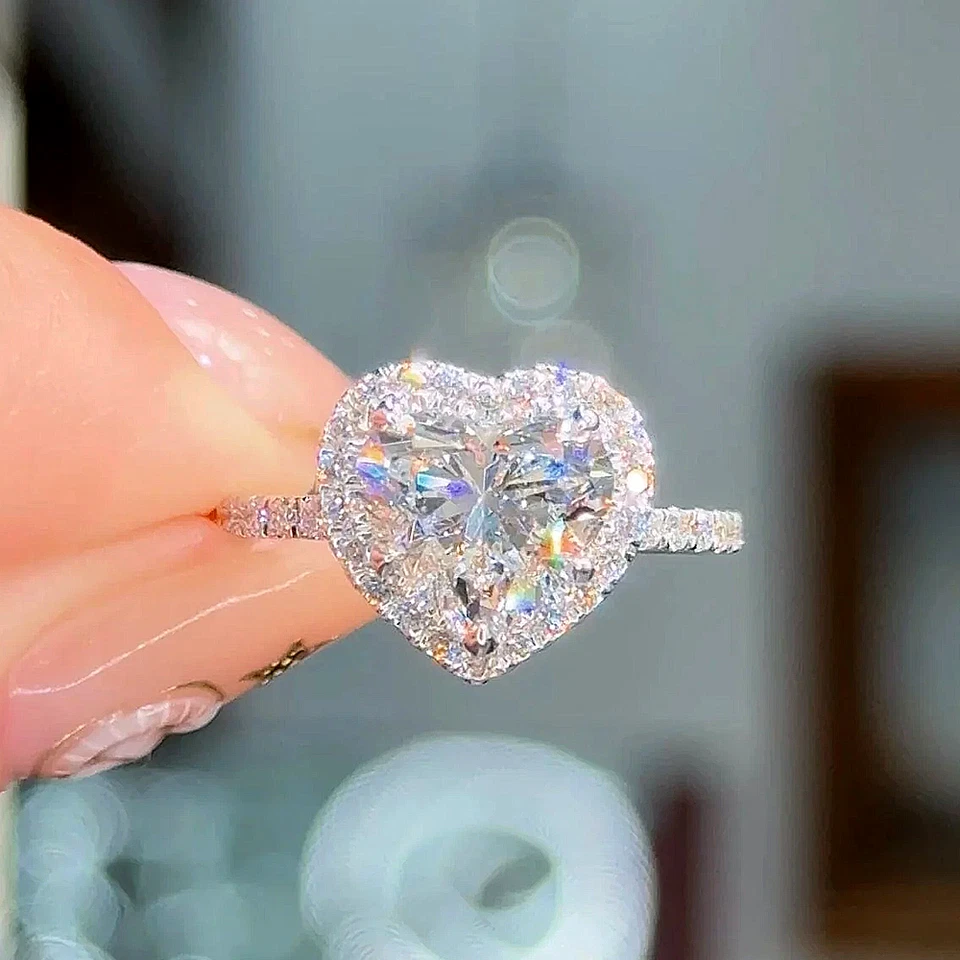 18k White Gold Ring Diamond Lab Grown Heart 2.8 Carat IGI Certified Size 5 6 7 8 - Image 2 of 4