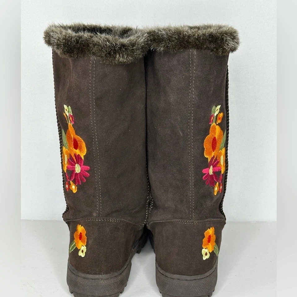 Botas de Gamuza Rampage Peace Marrón Bohemias Florales Bordadas Pull-on Y2K Talla 8 Foto 3 de 4