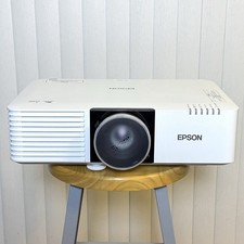 Epson PowerLite EB-L520U L520U WUXGA 3LCD 5,200 Lumen Projector  8,635 Hours