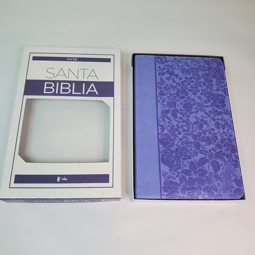 Bible NVI Santa Biblia Edición Regalo Lavanda (Spanish Edition) Imitation Leathe - Picture 3 of 5