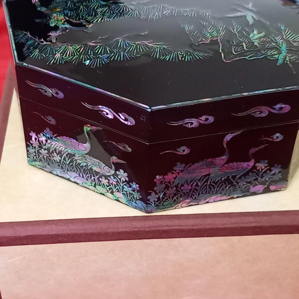 Jubako Bento Box Japanese Made in Korea octagonal motherofpearl work lacquer acc