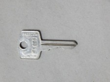 NOS IGNITION WILMOT BREEDEN UNION KEY TRIUMPH BSA NORTON MG AUSTIN JAGUAR FS 909