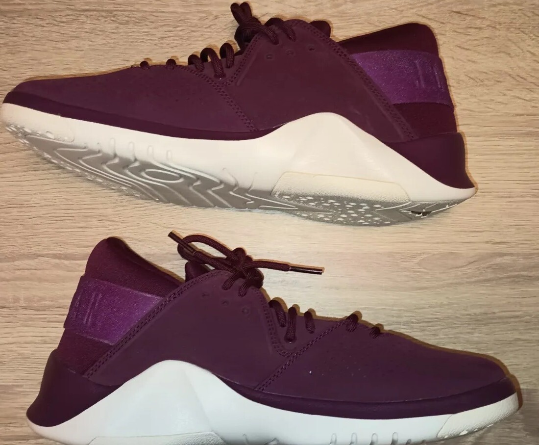 Nike Air Jordan Flight Fresh Premium AH6462 625 Maroon  display picture 3