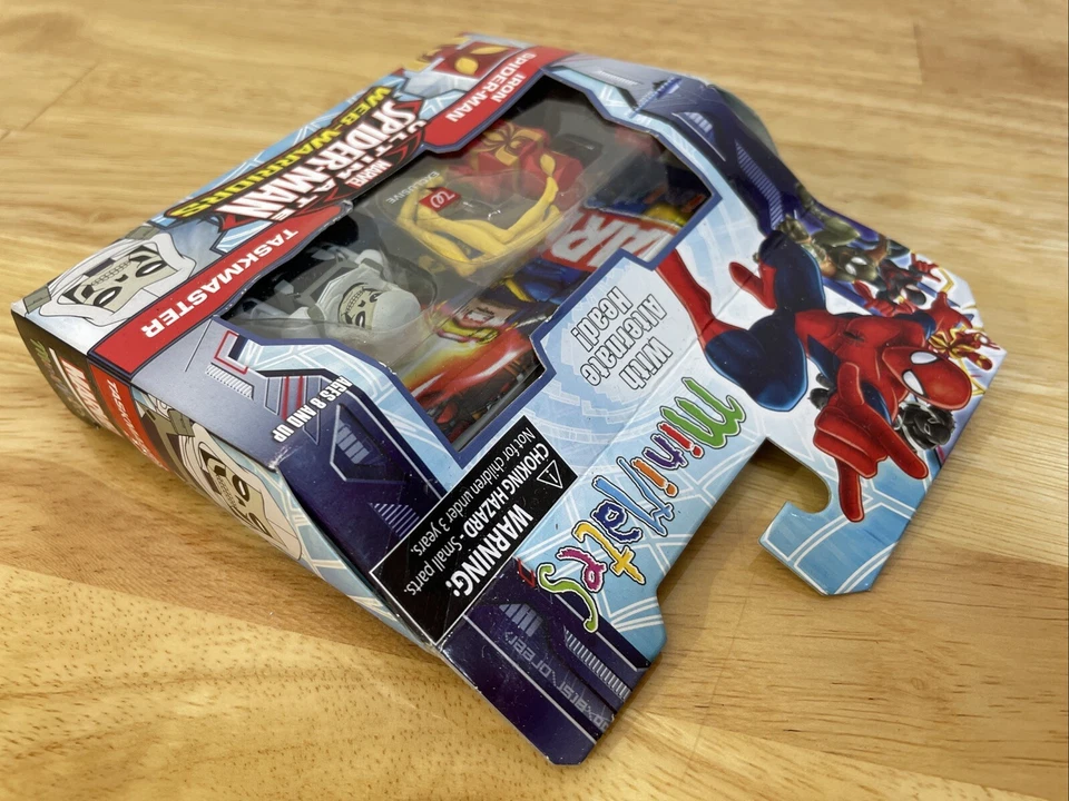 Minimates Iron Spider-Man y Taskmaster Ultimate Web-Warriors - T3 Foto 3 de 4