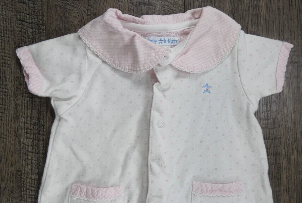 Ropa Bebé Niña Tommy Hilfiger 0-3 Meses Rosa Lunares Mameluco Conjunto Foto 2 de 3