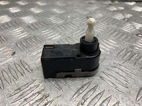 Audi A4 S4 B9 2016 Scheinwerferstellmotor 1J0941295E DRA42022