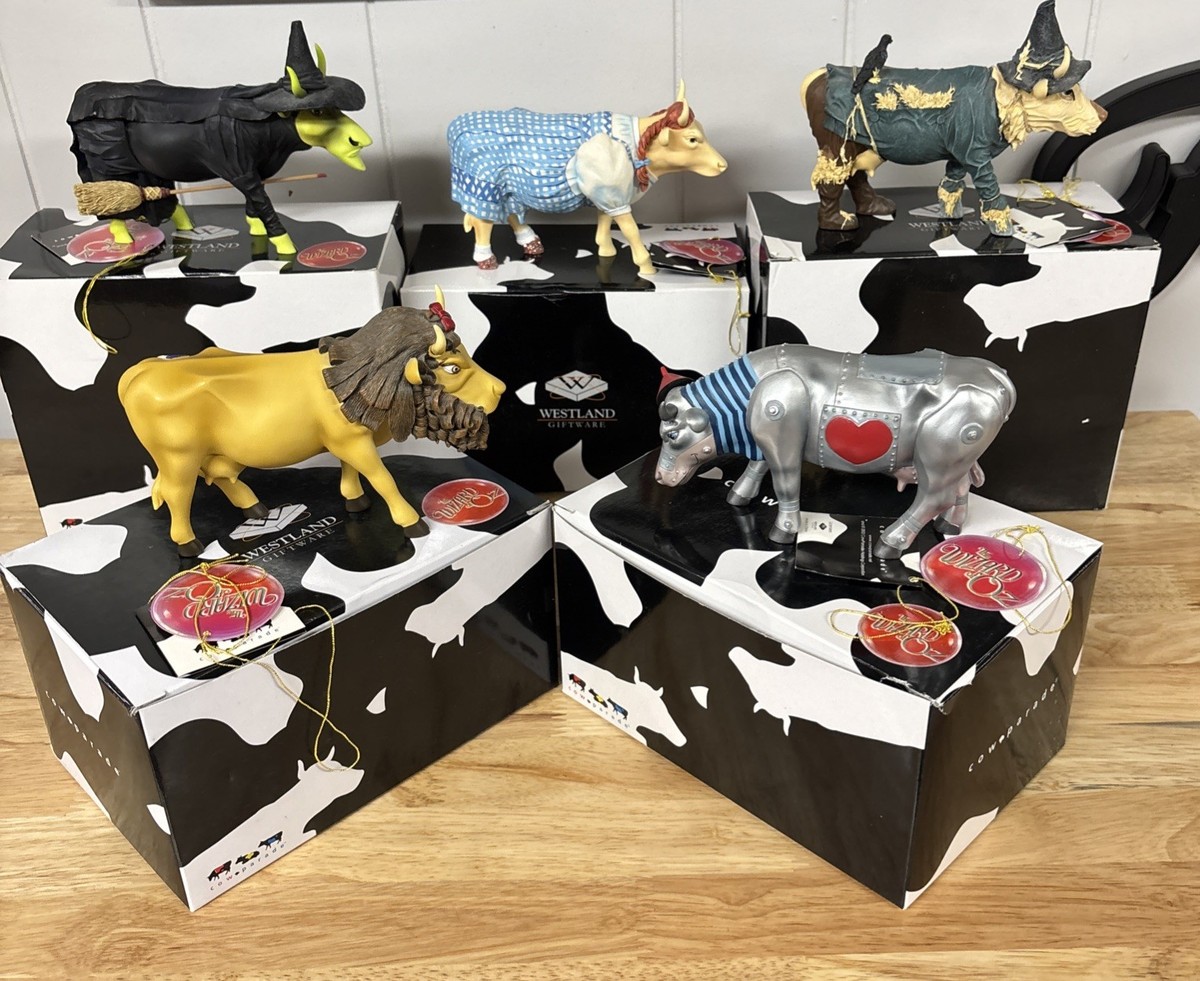 cow parade カウパレード フィギィア 2体セット Amazon.com: CowParade Party Cow (Medium) : Home & Kitchen
