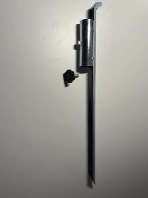 2 Stück Metall-Erdspieße für Sonnenschirm von Belavi - NEU - OVP