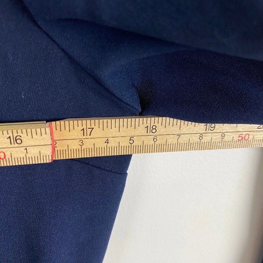 Платье миди Modcloth темно-синее с замочной скважиной утонченное скромное свадебное для гостей карьера 10 - Изображение 4 из 4