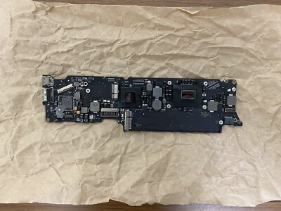 Apple MacBook Air 11'' A1465 2012 i5 1.7GHz 4GB Logic Board 661-6625 820-3208-A