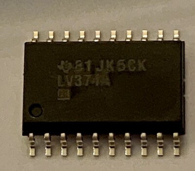 25 x Texas Instruments SN74LV374A 