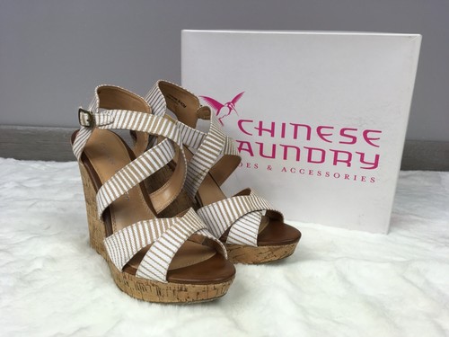 New - Women’s Chinese Laundry Z Marianne White - Beige Wedge Strappy Sandals 9 - 第 1/9 張圖片