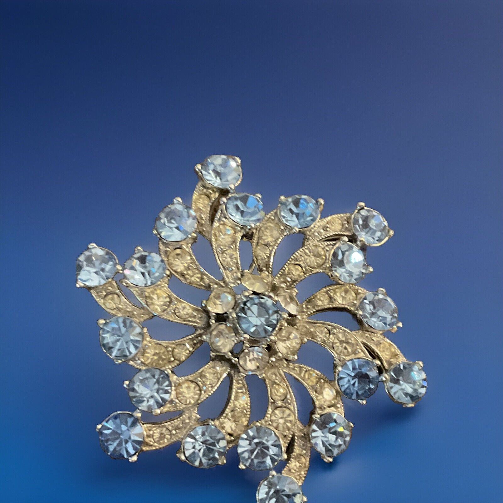 1940’s Bogoff  Signed Silver tone Brooch Austrian… - image 1