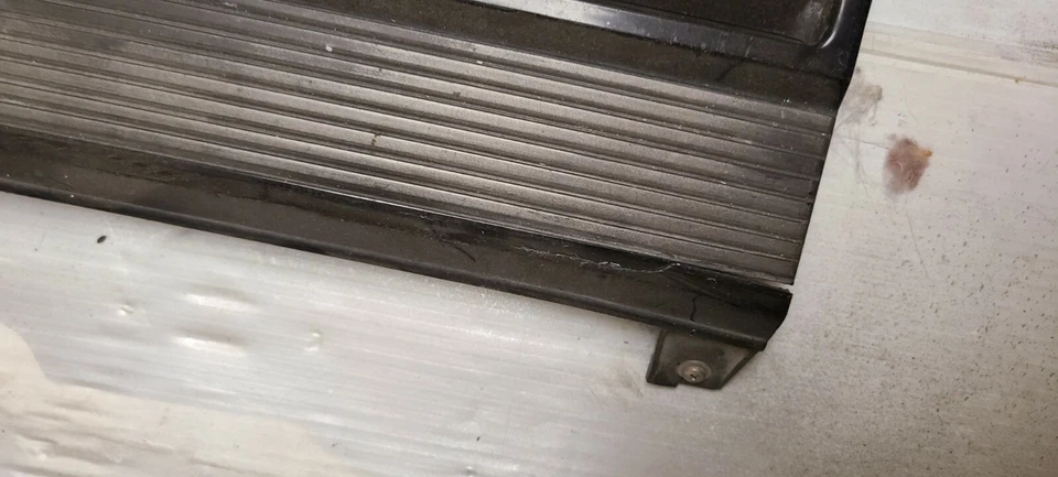 Toyota Celica GT 1985 parrilla rota Foto 2 de 4