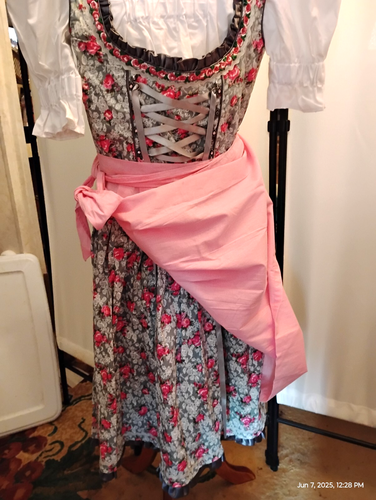 sz 4, Germany,Trachten,Oktoberfest,Dirndl Dress,3-pc,Roses,Gray,Pinks.Alte Liebe - Picture 8 of 16