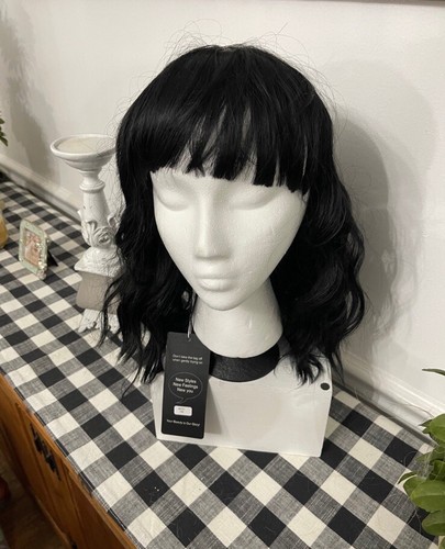 Cosplay Wig Halloween Shoulder Length Dark Brown -Black Silky Beachy Waves Wig. - Picture 12 of 13