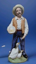 Homco Porcelain Elderly Old Man Farmer Feeding Ducks #1426 8" Figurine