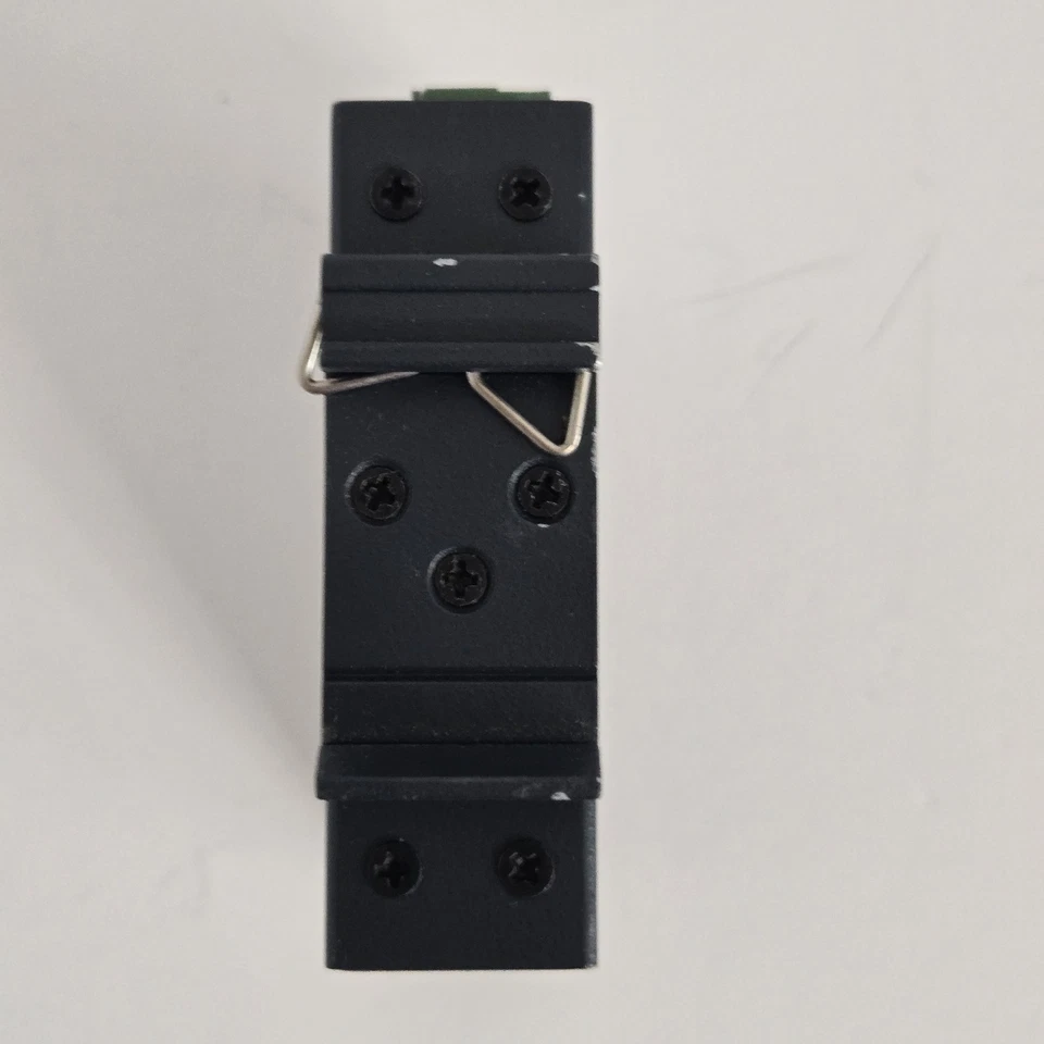 Advantech - BB-ESW105-A - Advantech BB-ESW105-A Ethernet Switch - 5 Ports (825) - Image 4 of 4