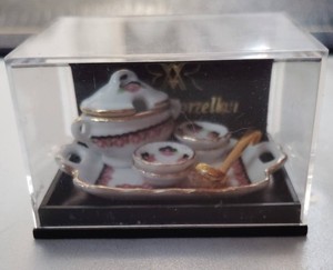 Reutter Porcelain Miniatures Soup Pot Bowls Serving Dish Set