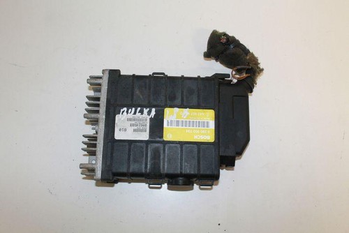AUDI 80 89, 89Q, 8A, B3 Motorsteuergerät ECU 0280000734 1.80 Petrol 17888967