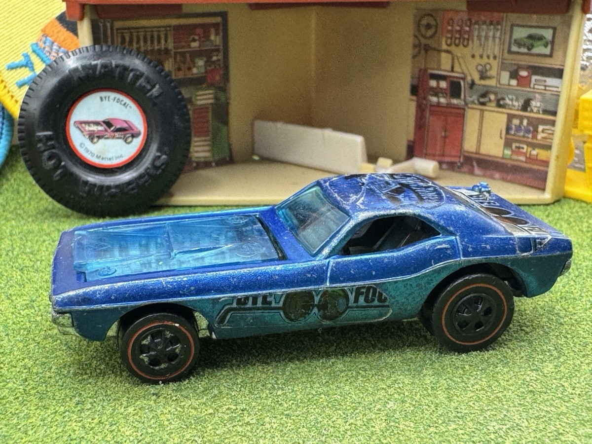 1971 Hot Wheels Redline Bye-Focal HK Spectraflame Blue RARE Button