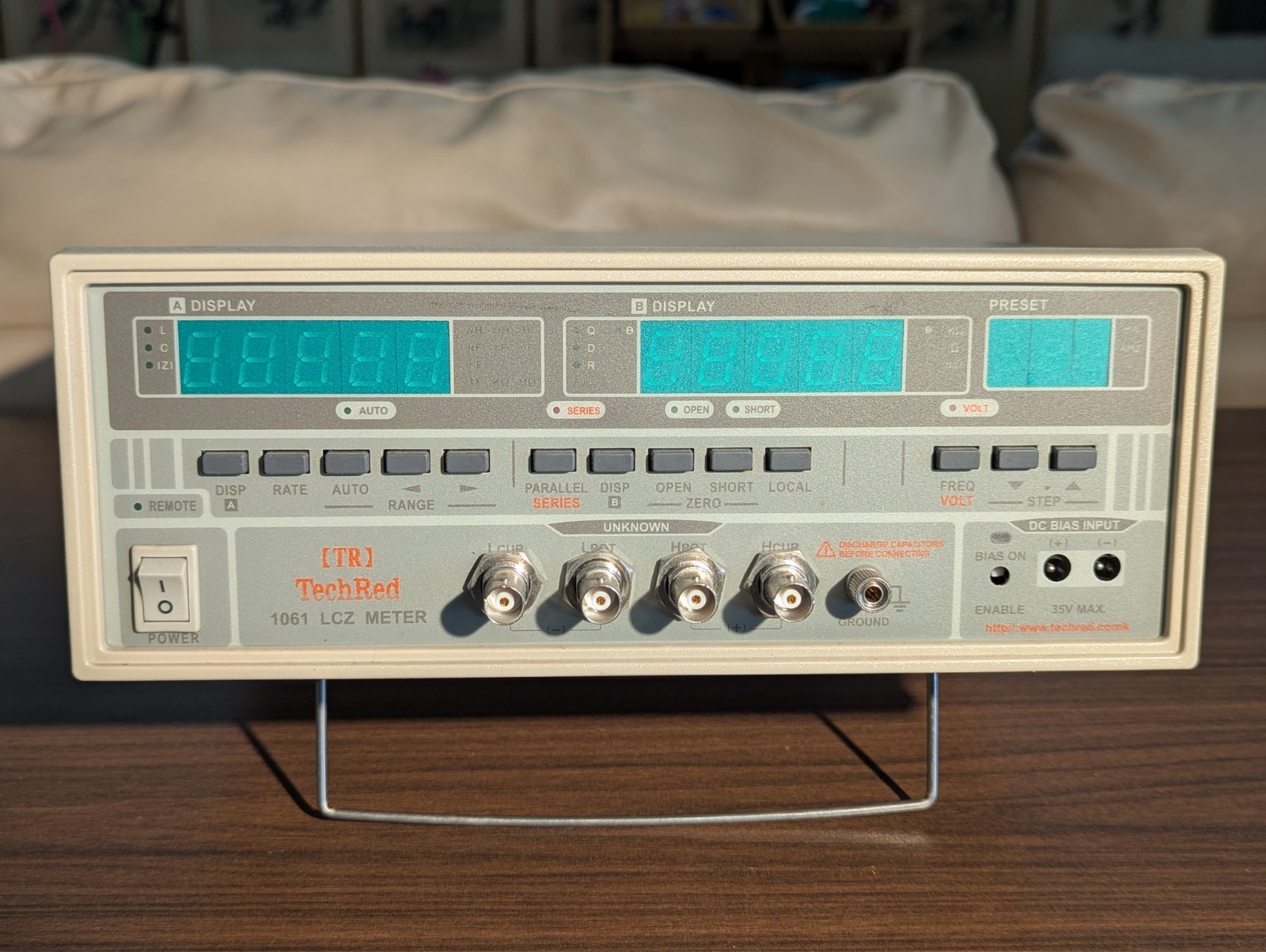 Tech Red (Zentech) Model 1061 LCZ/LCR Digital Meter w/Test Fixtures, Leads, Docs