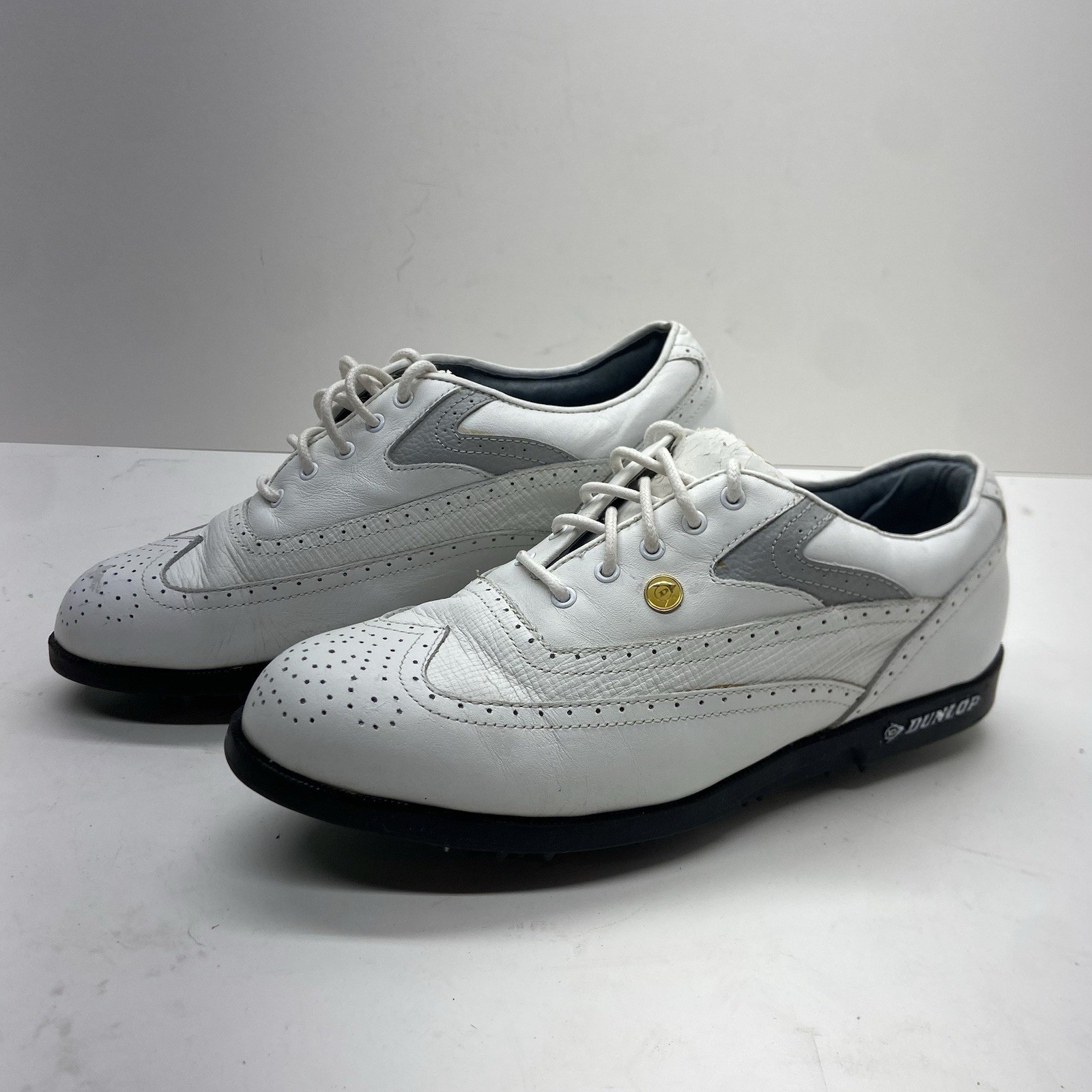 Men&rsquo;s Size 9 White Lace Up Metal Spikes