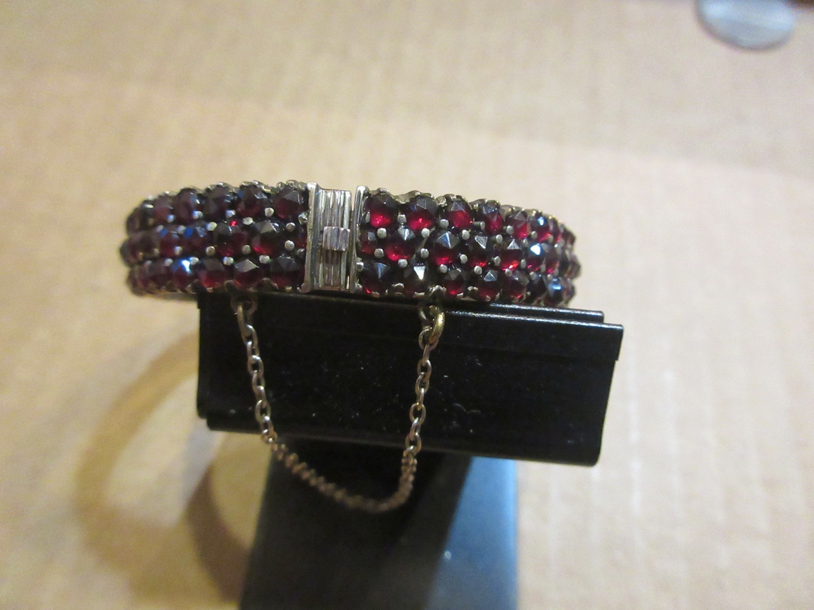 ANTIQUE GARNET GLUSTER HINGED BANGLE - image 2