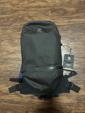 Hydro Flask Hydration Pack Backpack 10L Journey Series Black Sz M/L With BLADDER