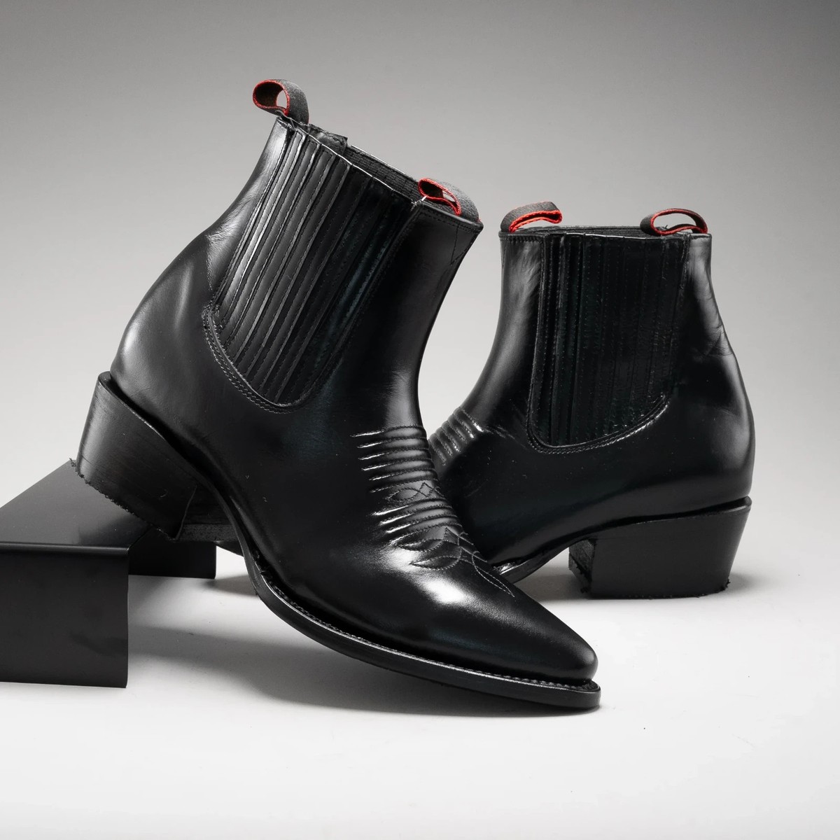 Men's Genuine Leather Chameleon Design J-Toe Ankle Cowboy Western