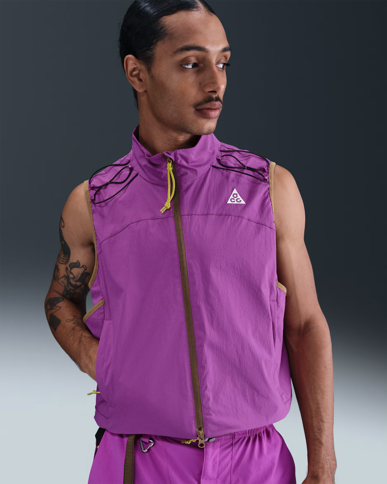NIKE ACG UTILITY VEST GILET ,,Death Bloom'' SIZE S (HV0600 505)