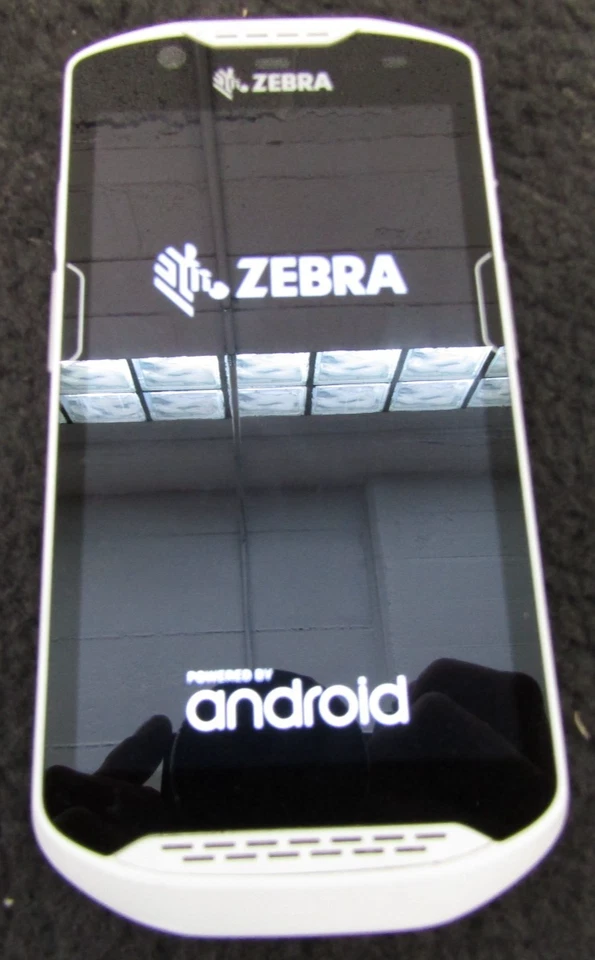 lote de 4 computadores Zebra TC510k Mobile Touch Android com carregador de bateria. - Imagem 3 de 4