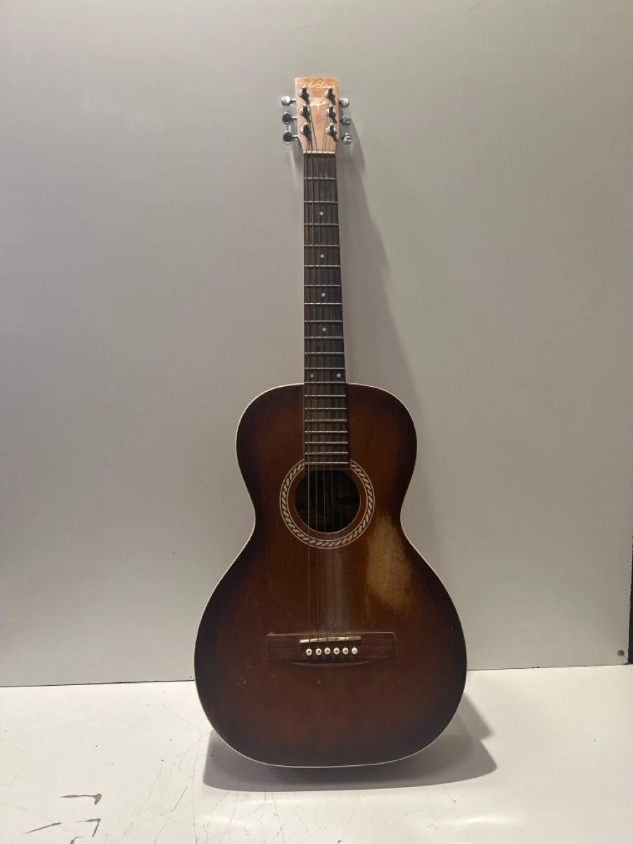 Art Lutherie Ami for sale - eBay