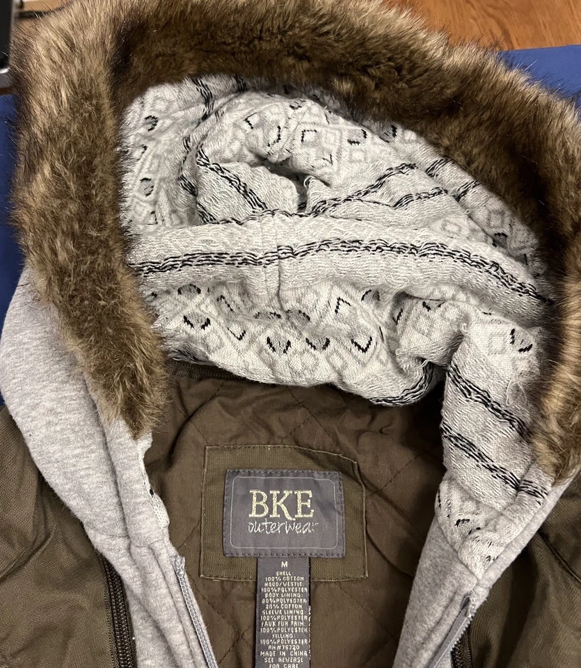 Abrigo BKE Y2K Chaqueta Utilitaria Piel Capucha Forro Acolchado Gorpcorp Militar Grunge Med Foto 4 de 4